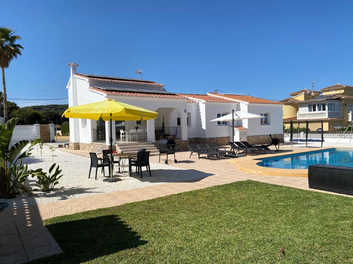 Villa Con Piscina, Soleada, Tranquila Y Centrica Кальпе Экстерьер фото