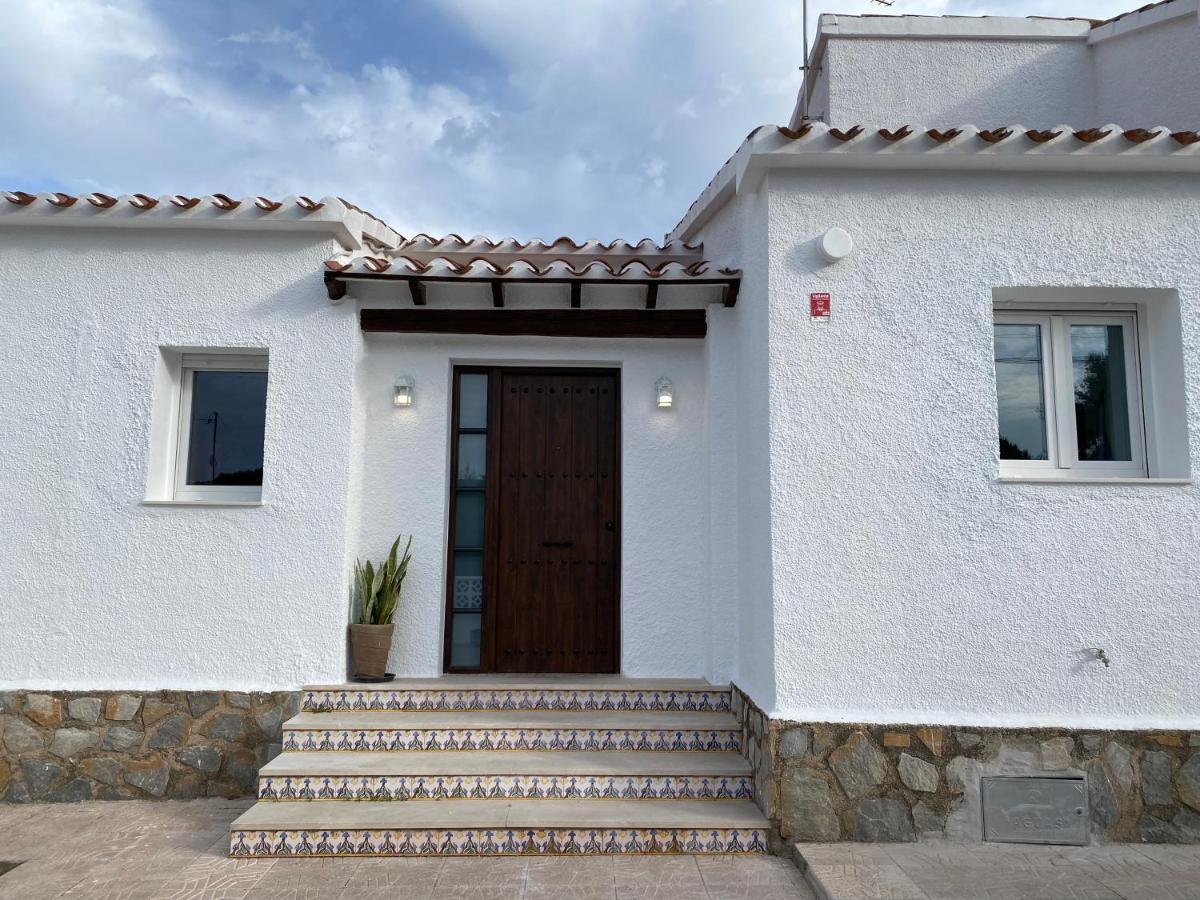Villa Con Piscina, Soleada, Tranquila Y Centrica Кальпе Экстерьер фото