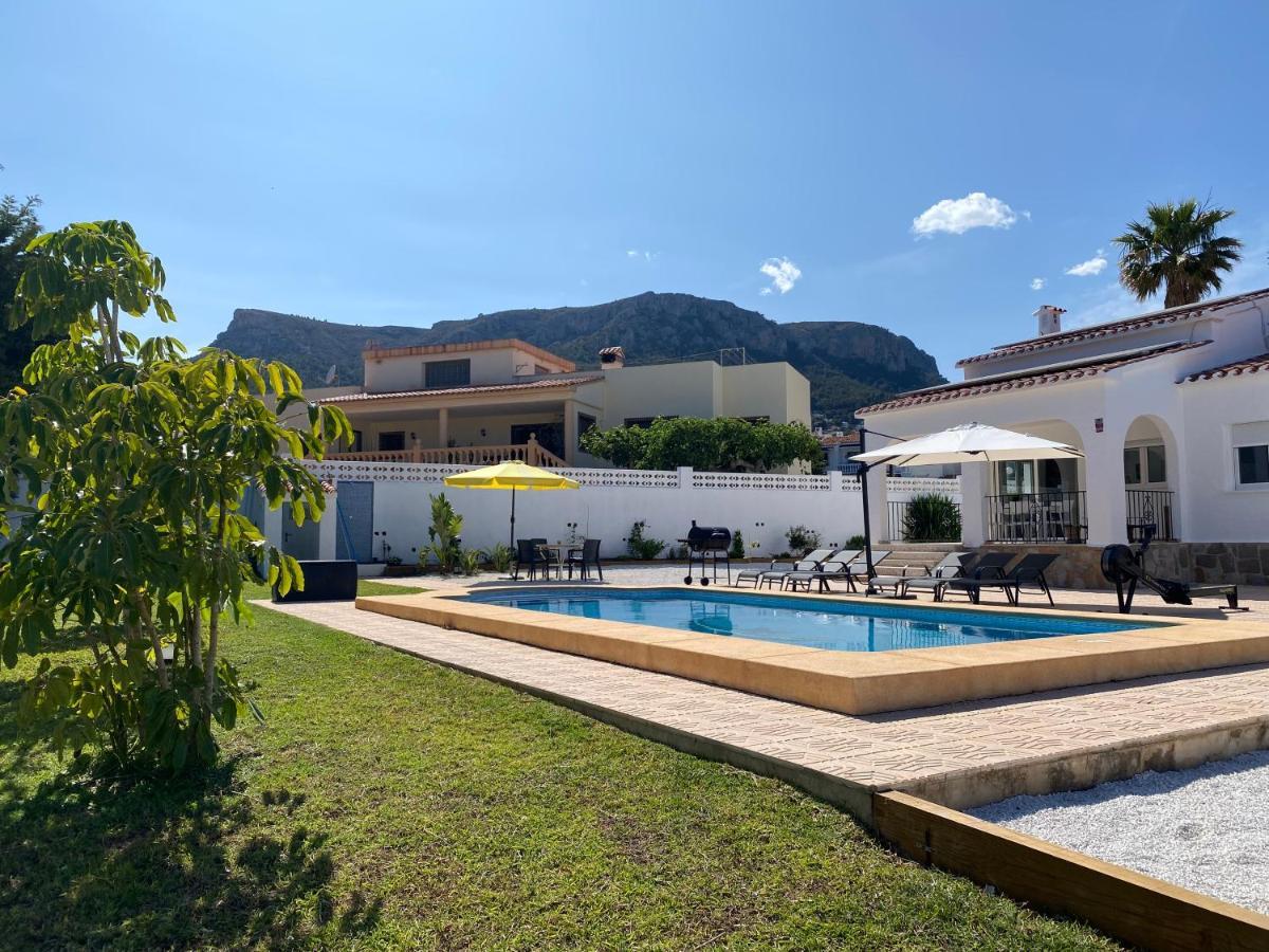 Villa Con Piscina, Soleada, Tranquila Y Centrica Кальпе Экстерьер фото